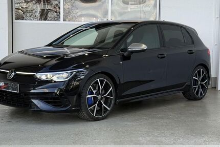 VW Golf 44.000 km 31.899 &euro; Oberlungwitz 09353