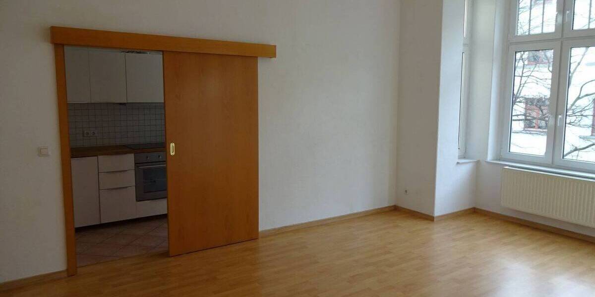 Etagenwohnung Zwickau Innenstadt - 2 Zimmer, 55 m&sup2;, 400&euro; | Angebot:25802829