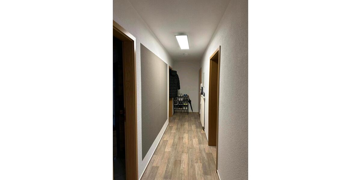 Dachgeschoßwohnung Werdau - 2 Zimmer, 51 m&sup2;, 330&euro; | Angebot:25756456