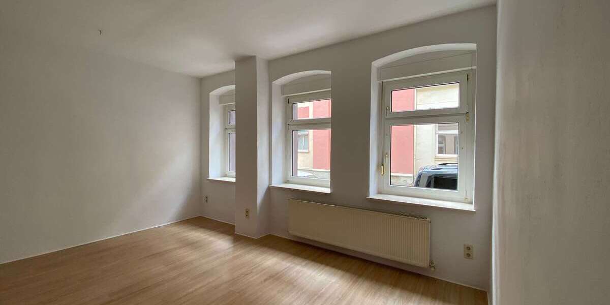 Etagenwohnung Greiz Irchwitz - 3 Zimmer, 86 m&sup2;, 430&euro; | Angebot:25553149