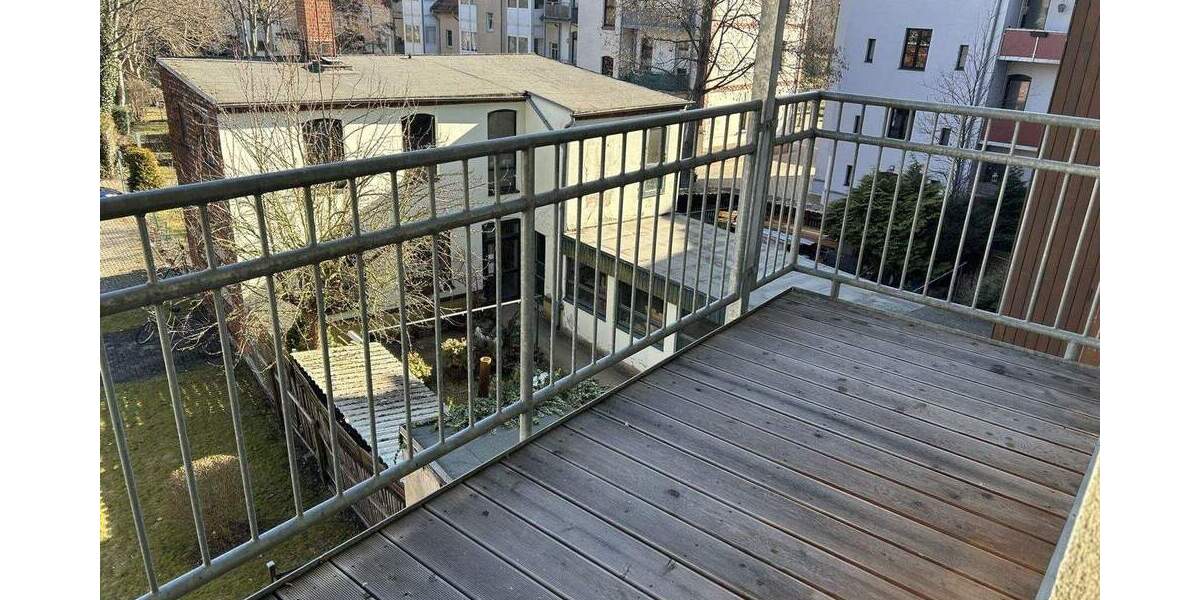 Etagenwohnung Zwickau Innenstadt - 2 Zimmer, 47 m&sup2;, 290&euro; | Angebot:25707554