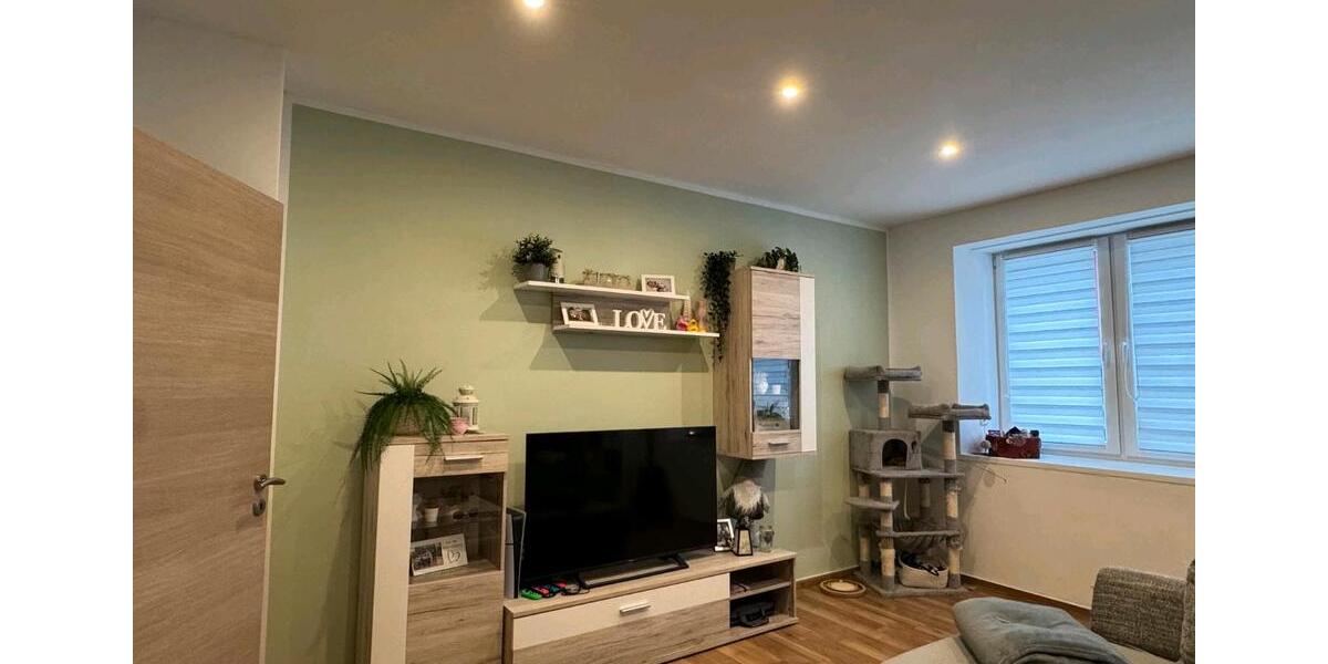 Erdgeschoßwohnung Lauter-Bernsbach Bernsbach - 2 Zimmer, 53 m&sup2;, 280&euro; | Angebot:25901699