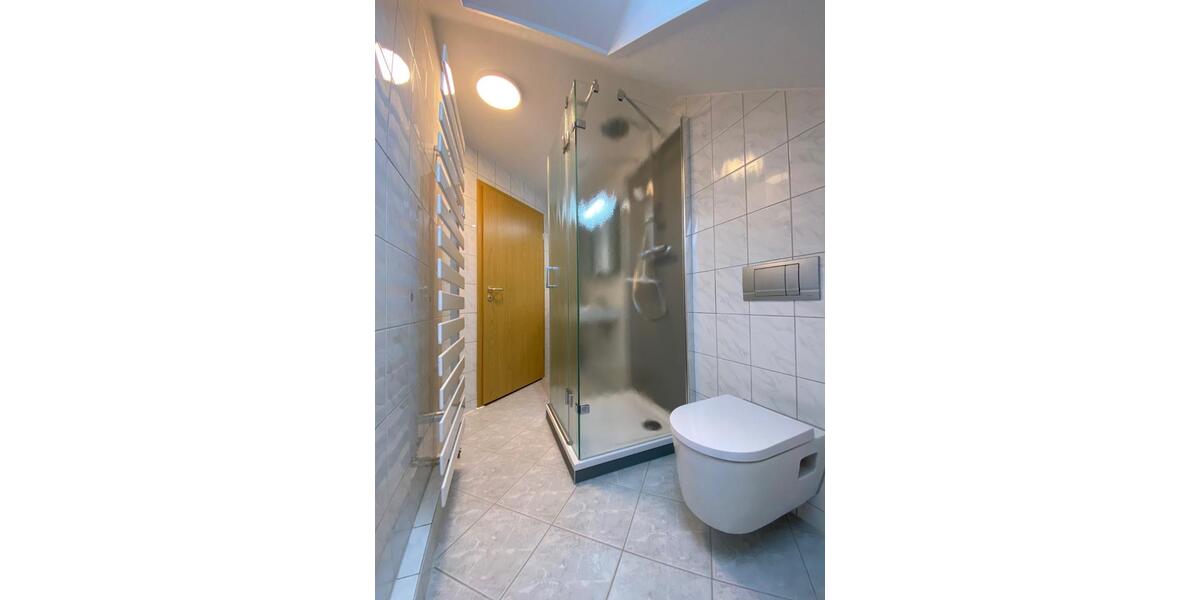 Dachgeschoßwohnung Schönheide - 2 Zimmer, 53 m&sup2;, 424&euro; | Angebot:25381771