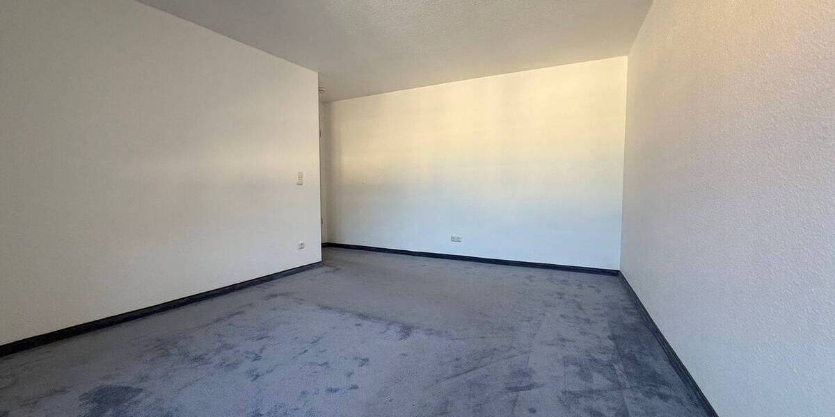 Etagenwohnung Zwickau Innenstadt - 2 Zimmer, 60 m&sup2;, 370&euro; | Angebot:25734771
