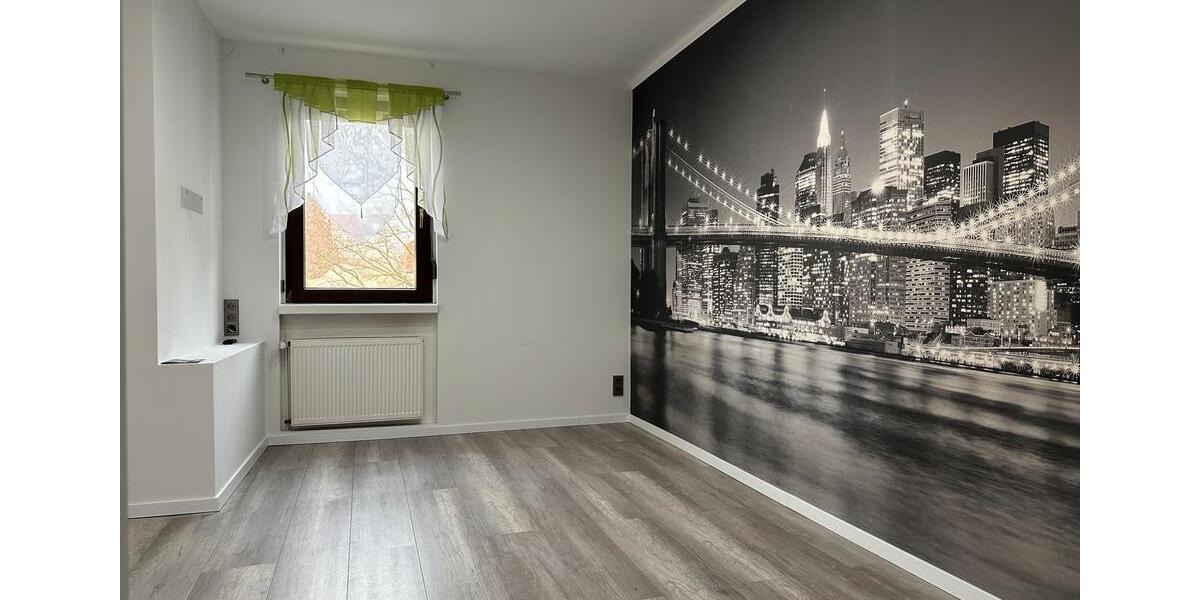 Einfamilienhaus Fraureuth - 11 Zimmer, 220 m&sup2;, 250.000&euro; | Angebot:24728324