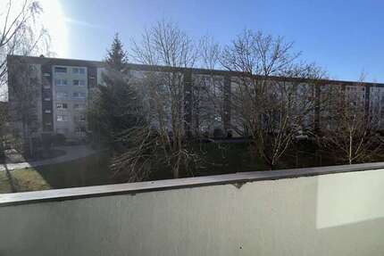 Wohnung Mülsen Thurm - 3 Zimmer, 56 m&sup2;, 390&euro; | Angebot:25100367