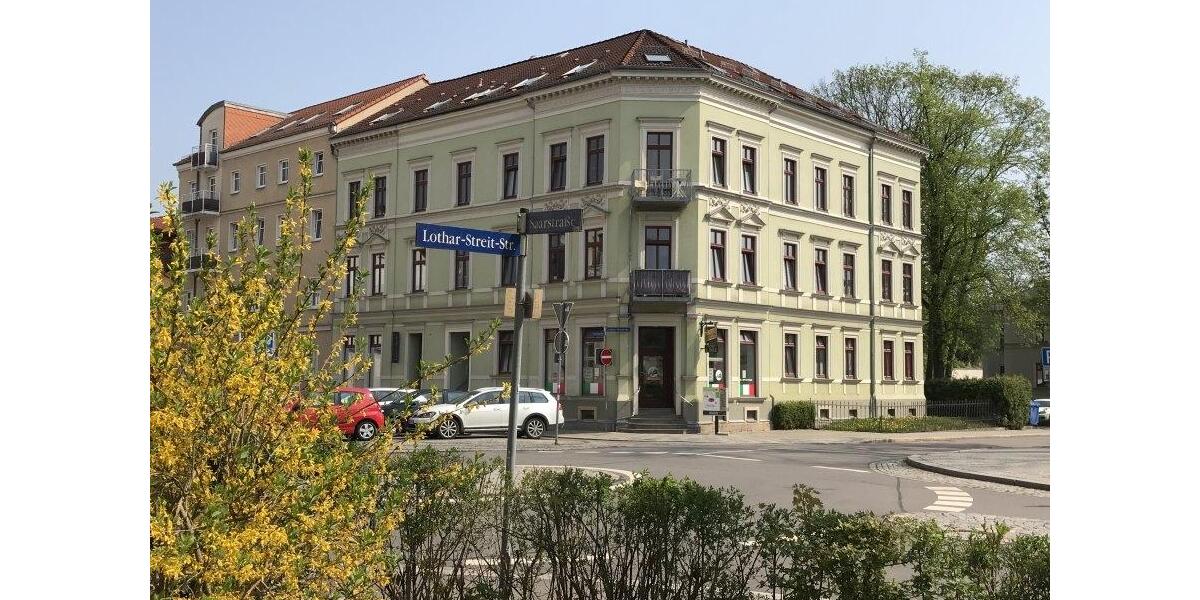 Dachgeschoßwohnung Zwickau - 3 Zimmer, 77 m&sup2;, 500&euro; | Angebot:24242850