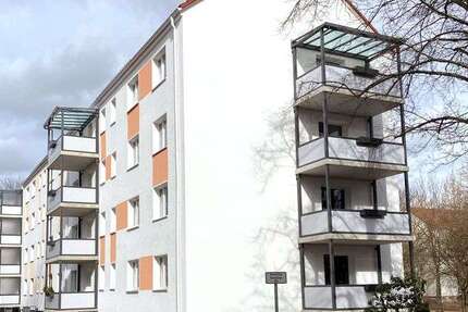 Wohnung Zwickau Zwickau-West - 3 Zimmer, 80 m&sup2;, 619&euro; | Angebot:25992505