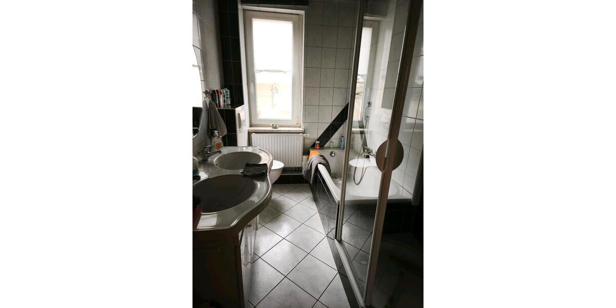 Doppelhaushälfte Thalheim/Erzgebirge Erzgebirge - 6 Zimmer, 125 m&sup2;, 244.000&euro; | Angebot:26954847