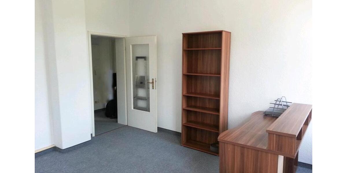 Etagenwohnung Zwickau - 2 Zimmer, 45 m&sup2;, 225&euro; | Angebot:25934615
