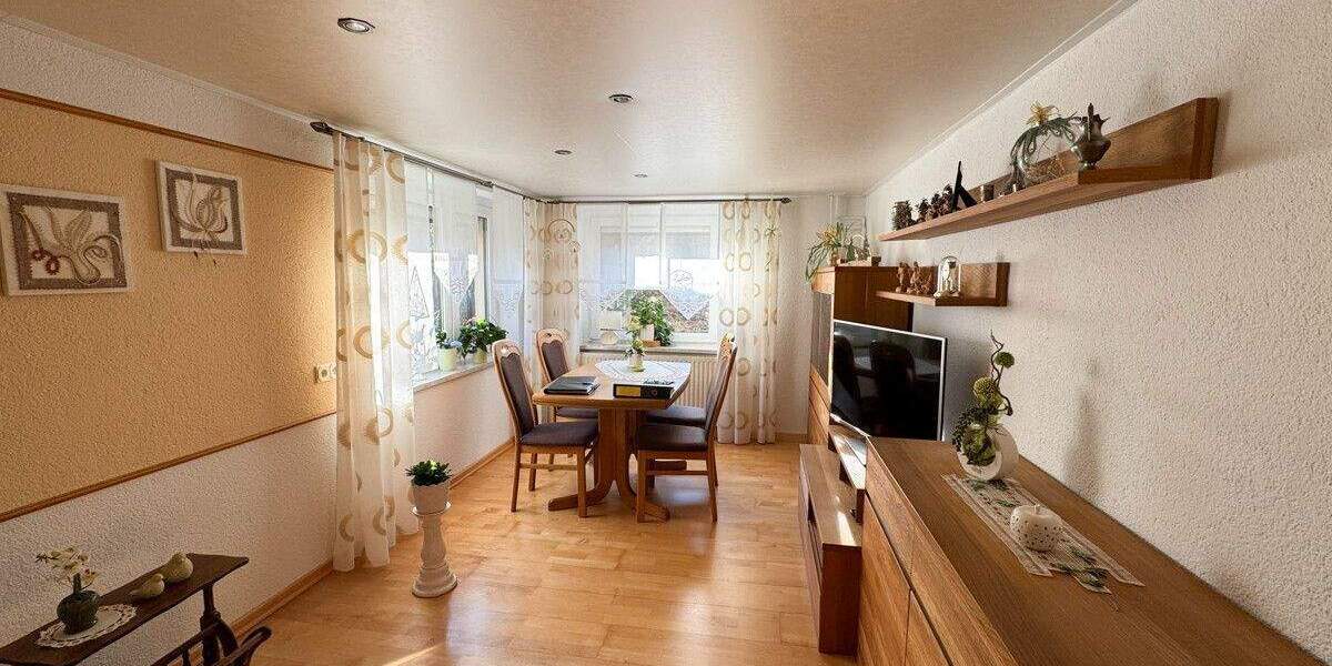 Doppelhaushälfte Grünhain-Beierfeld Beierfeld - 6 Zimmer, 142 m&sup2;, 250.000&euro; | Angebot:25744624
