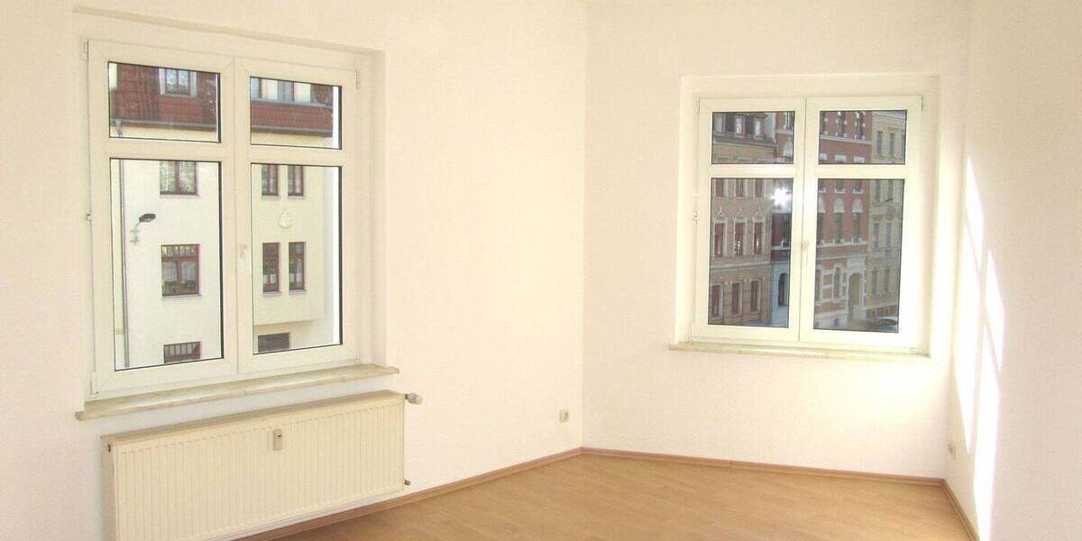 Etagenwohnung Zwickau Pölbitz - 3 Zimmer, 86 m&sup2;, 480&euro; | Angebot:26016393