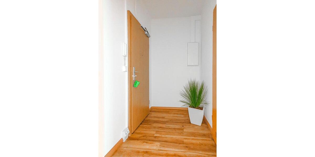Etagenwohnung Zwickau Auerbach - 1 Zimmer, 37 m&sup2;, 215&euro; | Angebot:25942268