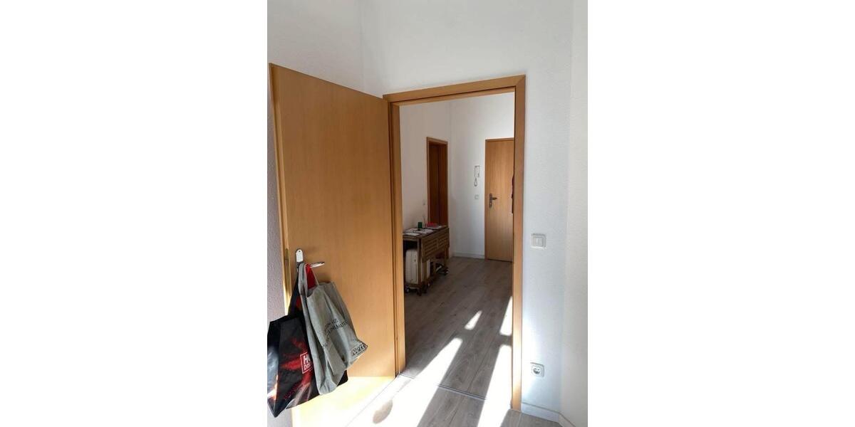 Etagenwohnung Zwickau - 2 Zimmer, 48 m&sup2;, 500&euro; | Angebot:25870337