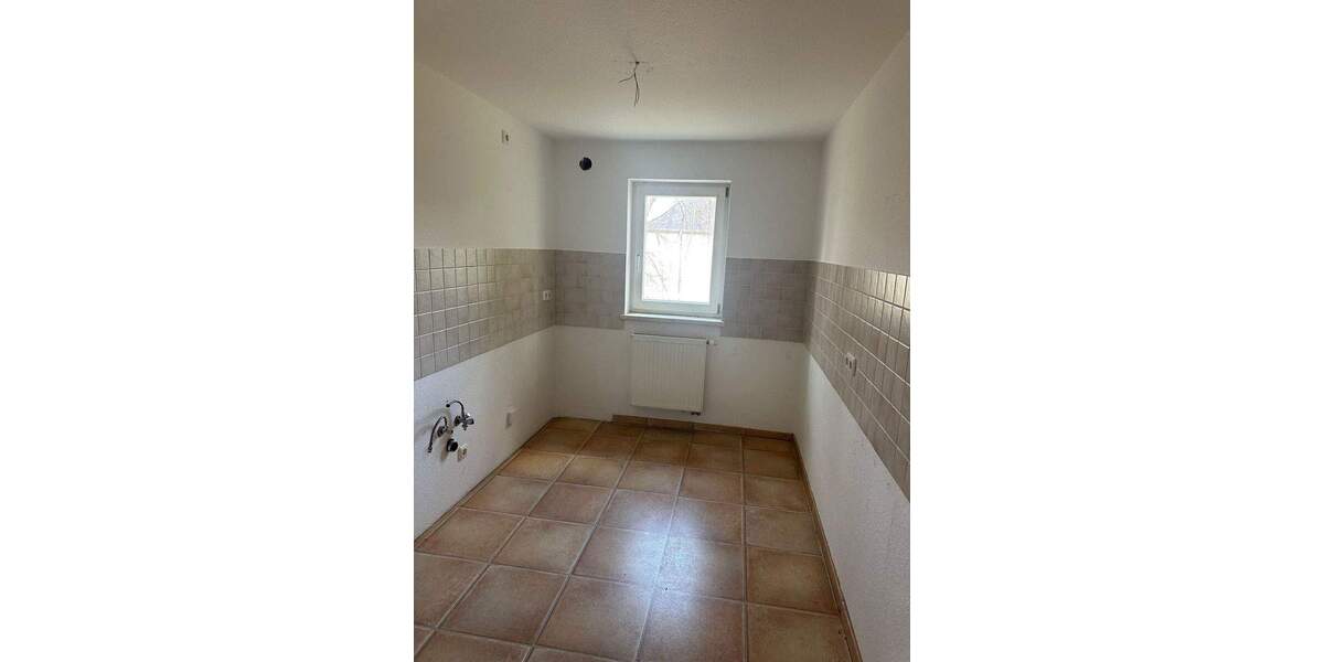 Etagenwohnung Netzschkau - 2 Zimmer, 54 m&sup2;, 272&euro; | Angebot:25898194