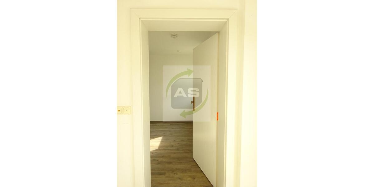 Etagenwohnung Zwickau - 2 Zimmer, 69 m&sup2;, 380&euro; | Angebot:25887100