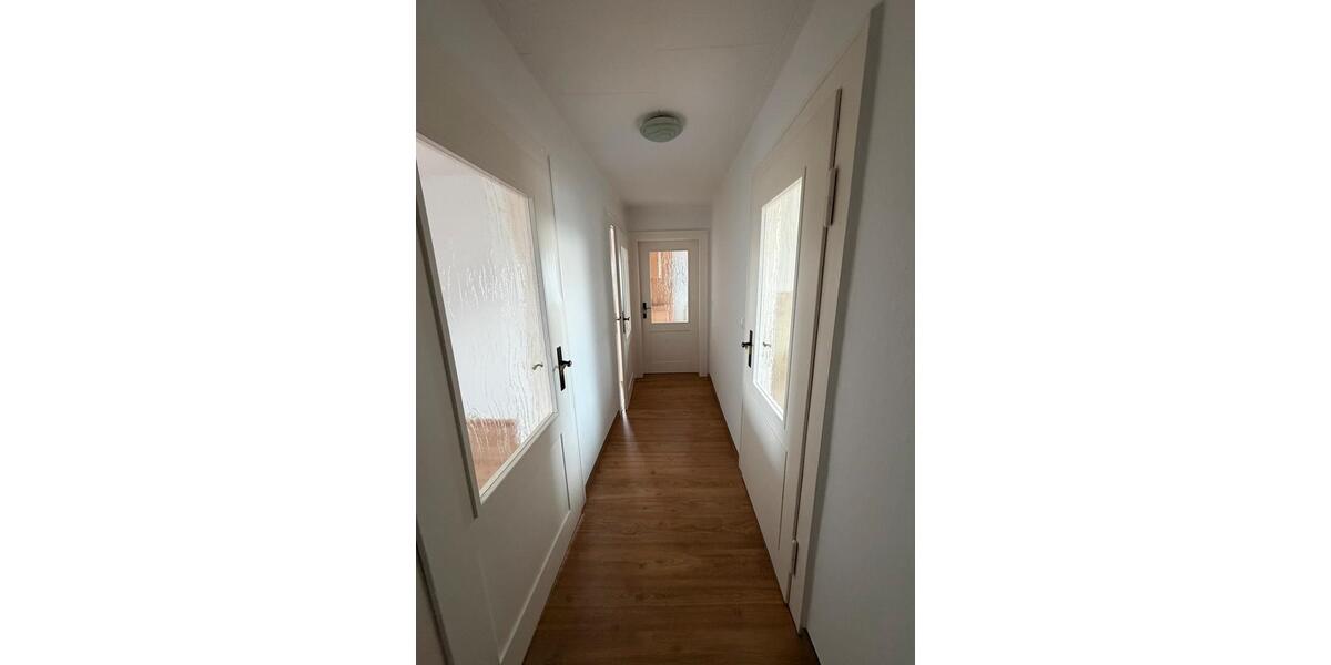 Dachgeschoßwohnung Zwickau Cainsdorf - 2 Zimmer, 43 m&sup2;, 230&euro; | Angebot:25853155