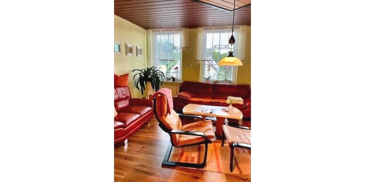 Reihenmittelhaus Treuen - 6 Zimmer, 125 m&sup2;, 135.000&euro; | Angebot:25662007