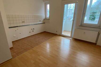 Wohnung Zwickau OT Marienthal Marienthal - 2 Zimmer, 57 m&sup2;, 325&euro; | Angebot:25744597