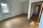 Etagenwohnung Schmölln - 2 Zimmer, 54 m&sup2;, 300&euro; | Angebot:23635135