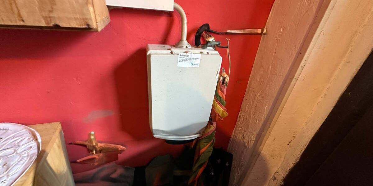 Mehrfamilienhaus, Wohnhaus Hartenstein - 1 Zimmer, 120 m&sup2;, 34.000&euro; | Angebot:25688279