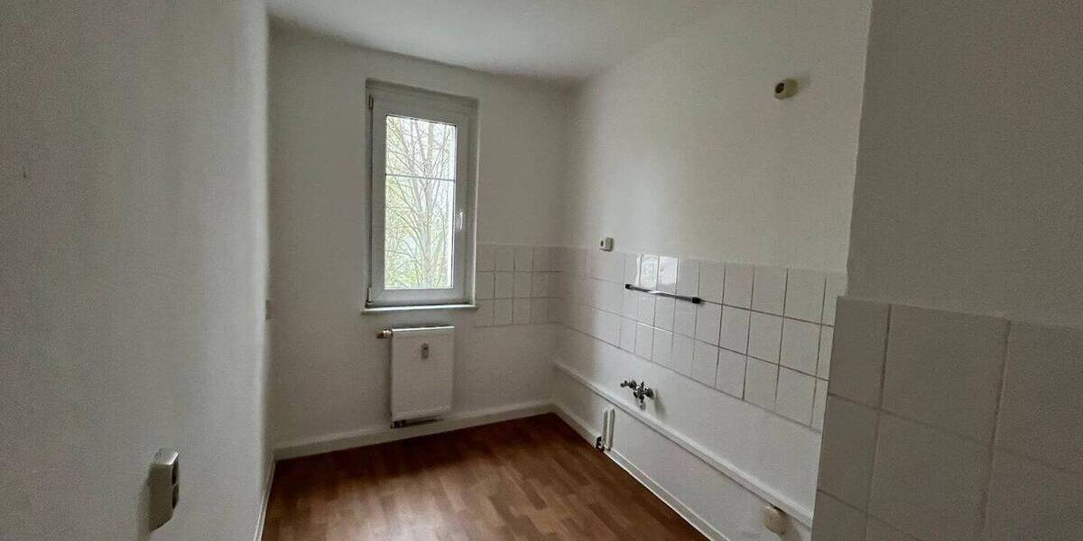 Etagenwohnung Zwickau Eckersbach - 2 Zimmer, 50 m&sup2;, 300&euro; | Angebot:26543799