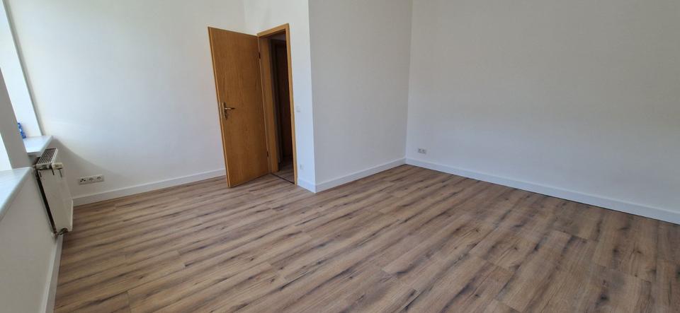Etagenwohnung Hohenstein-Ernstthal Ernstthal - 3 Zimmer, 88 m&sup2;, 550&euro; | Angebot:25232388