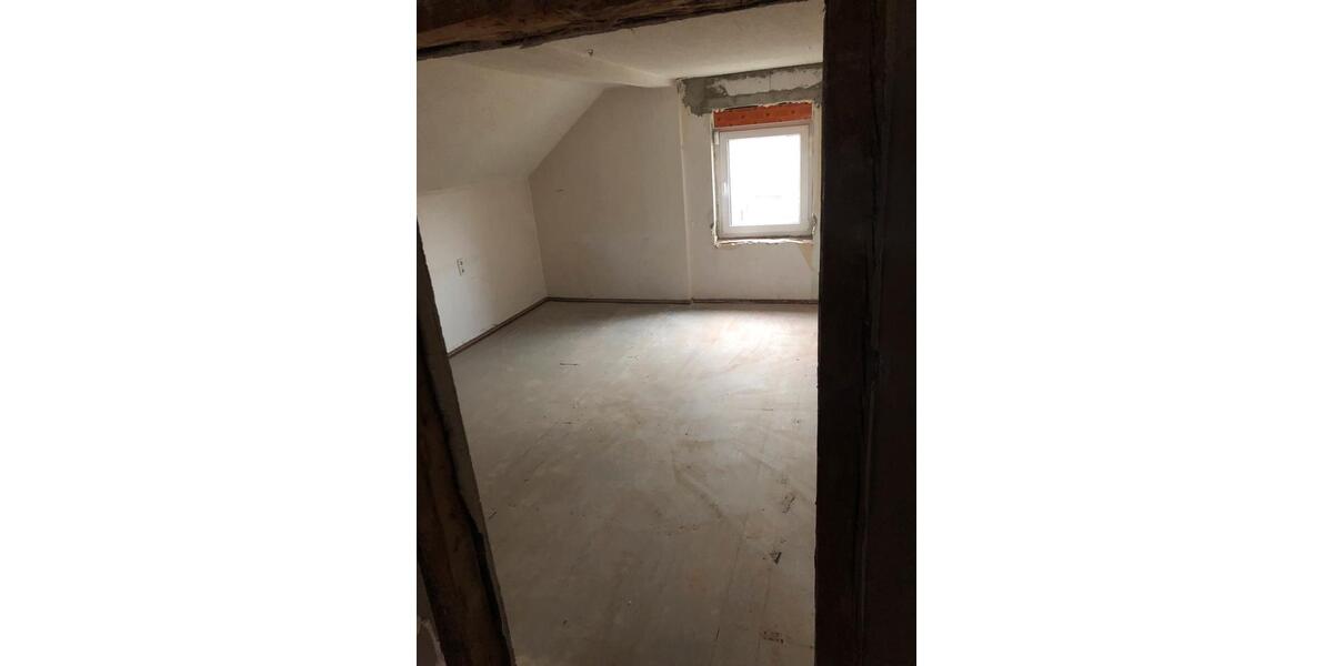 Einfamilienhaus Rodewisch - 7 Zimmer, 165 m&sup2;, 62.899&euro; | Angebot:25864210