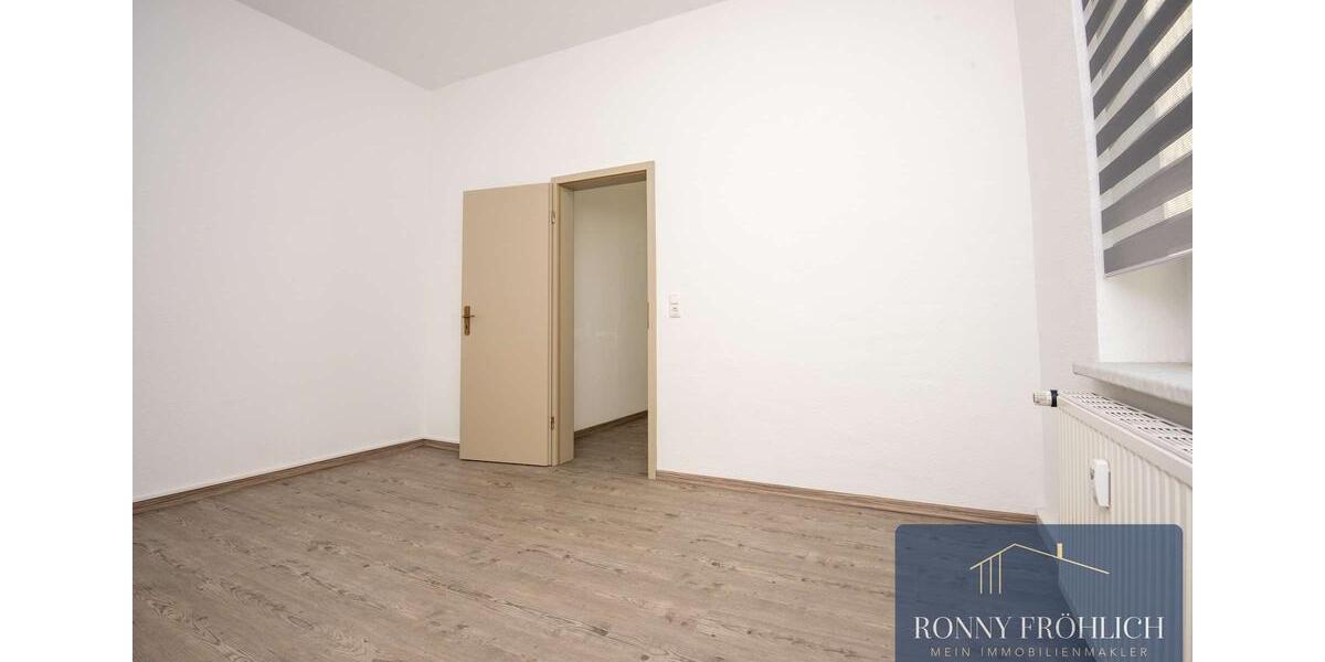 Etagenwohnung Glauchau - 3 Zimmer, 75 m&sup2;, 375&euro; | Angebot:23997229