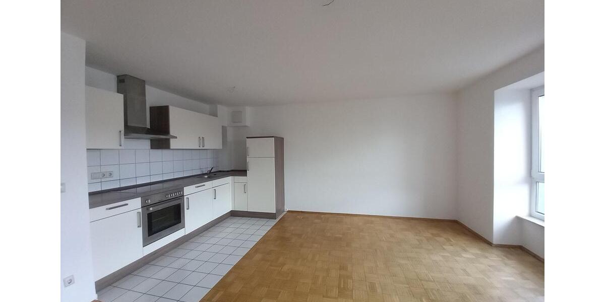 Etagenwohnung Crimmitschau - 2 Zimmer, 63 m&sup2;, 370&euro; | Angebot:17385084