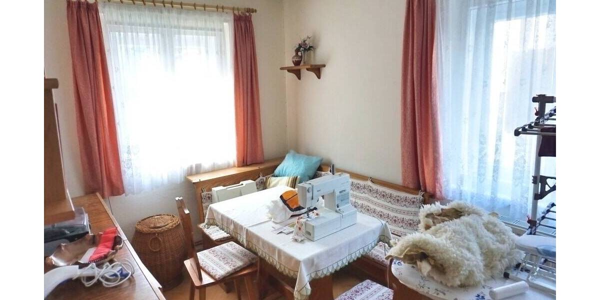 Mehrfamilienhaus, Wohnhaus Auerbach Sorga - 7 Zimmer, 160 m&sup2;, 65.000&euro; | Angebot:25799449