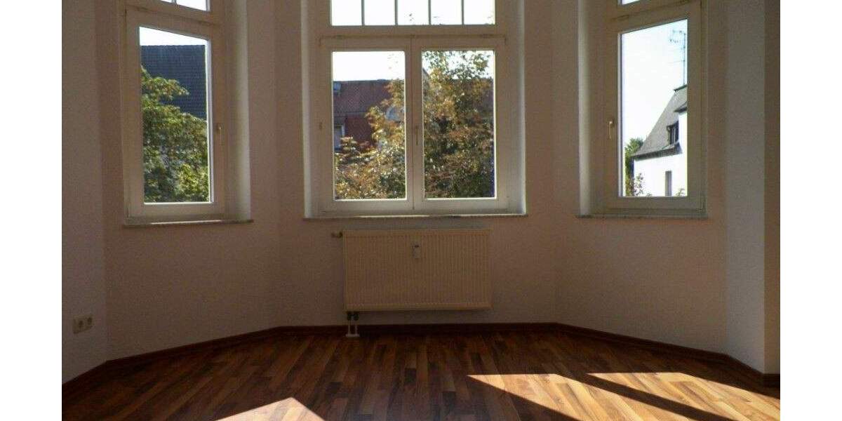 Etagenwohnung Zwickau Pölbitz - 2 Zimmer, 45 m&sup2;, 298&euro; | Angebot:25877475