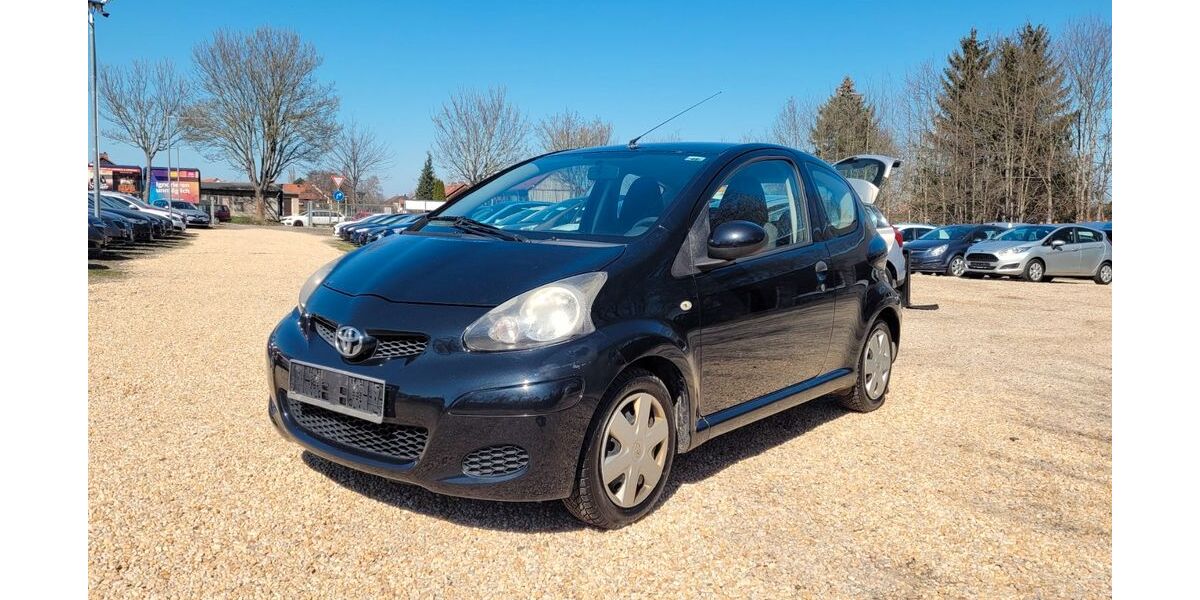 Toyota Aygo (X) 135.240 km 1.980 &euro; Zwickau 08056