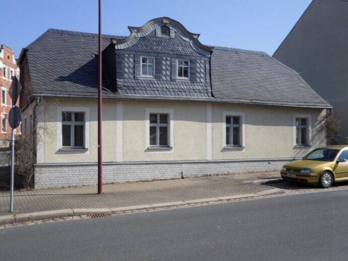 Einfamilienhaus Treuen - 5 Zimmer, 203 m&sup2;, 149.000&euro; | Angebot:25693218