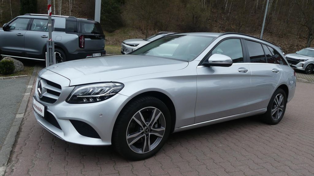 Mercedes-Benz C 220 123.650 km 19.990 &euro; Schneeberg 08289