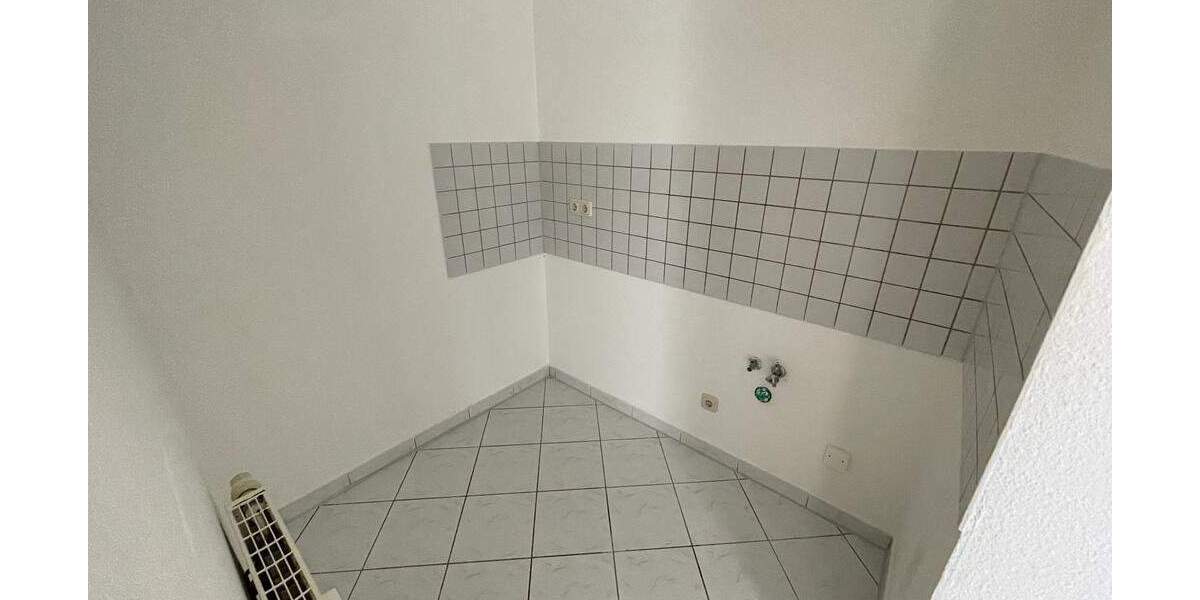 Etagenwohnung Zwickau Marienthal - 2 Zimmer, 33 m&sup2;, 245&euro; | Angebot:25707551