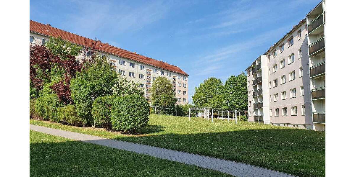 Etagenwohnung Lichtentanne - 1 Zimmer, 31 m&sup2;, 170&euro; | Angebot:25394054