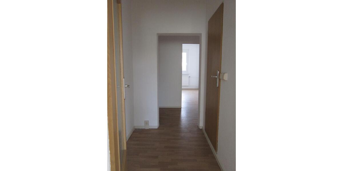 Etagenwohnung Crimmitschau - 3 Zimmer, 69 m&sup2;, 414&euro; | Angebot:23040587