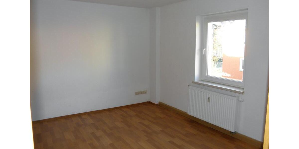 Etagenwohnung Hohenstein-Ernstthal Ernstthal - 3 Zimmer, 58 m&sup2;, 285&euro; | Angebot:11844144
