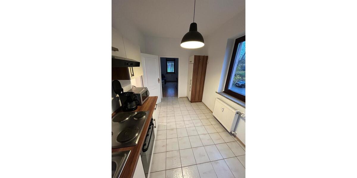 Etagenwohnung Zwickau Neuplanitz - 1 Zimmer, 34 m&sup2;, 230&euro; | Angebot:26621739