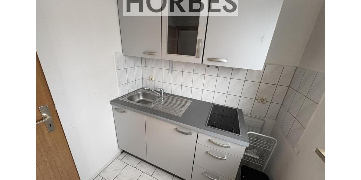 Etagenwohnung Glauchau - 1 Zimmer, 35 m&sup2;, 245&euro; | Angebot:23087622