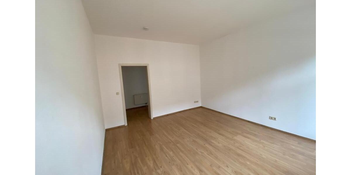 Etagenwohnung Zwickau - 2 Zimmer, 59 m&sup2;, 349&euro; | Angebot:25533207