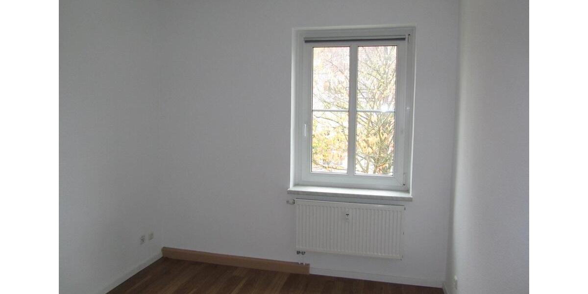 Etagenwohnung Zwickau Zwickau-Nord - 2 Zimmer, 42 m&sup2;, 270&euro; | Angebot:24252554