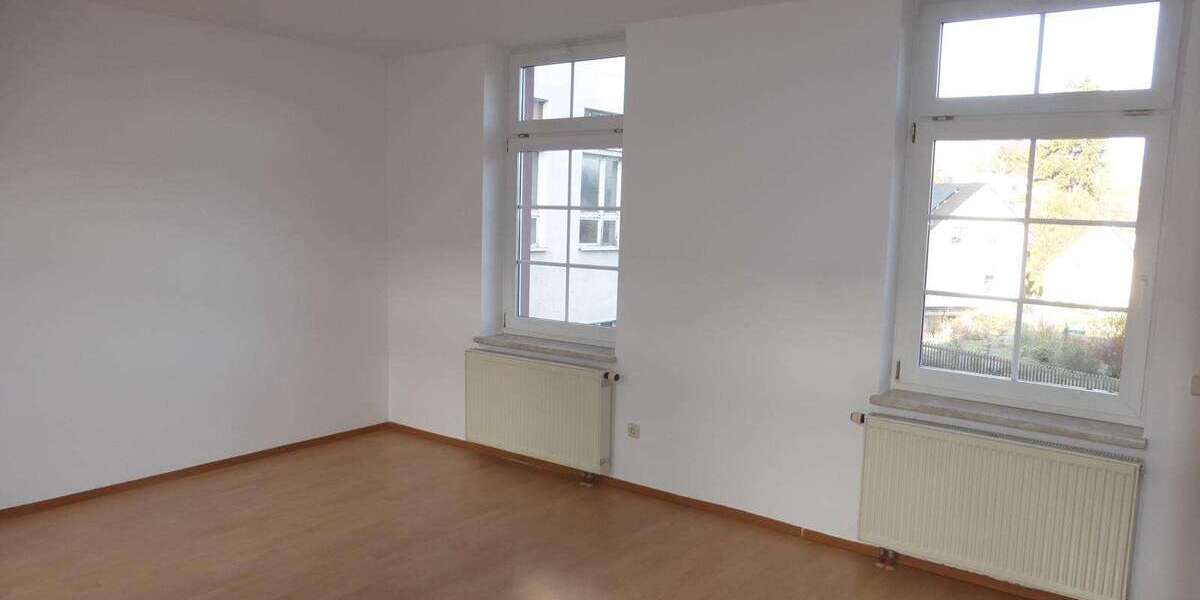 Etagenwohnung Lichtenstein - 2 Zimmer, 82 m&sup2;, 450&euro; | Angebot:25520114