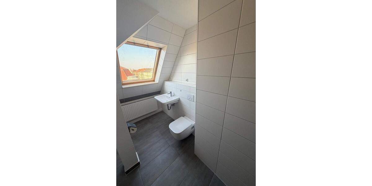 Etagenwohnung Zwickau Kaßberg - 2 Zimmer, 71 m&sup2;, 430&euro; | Angebot:25739493