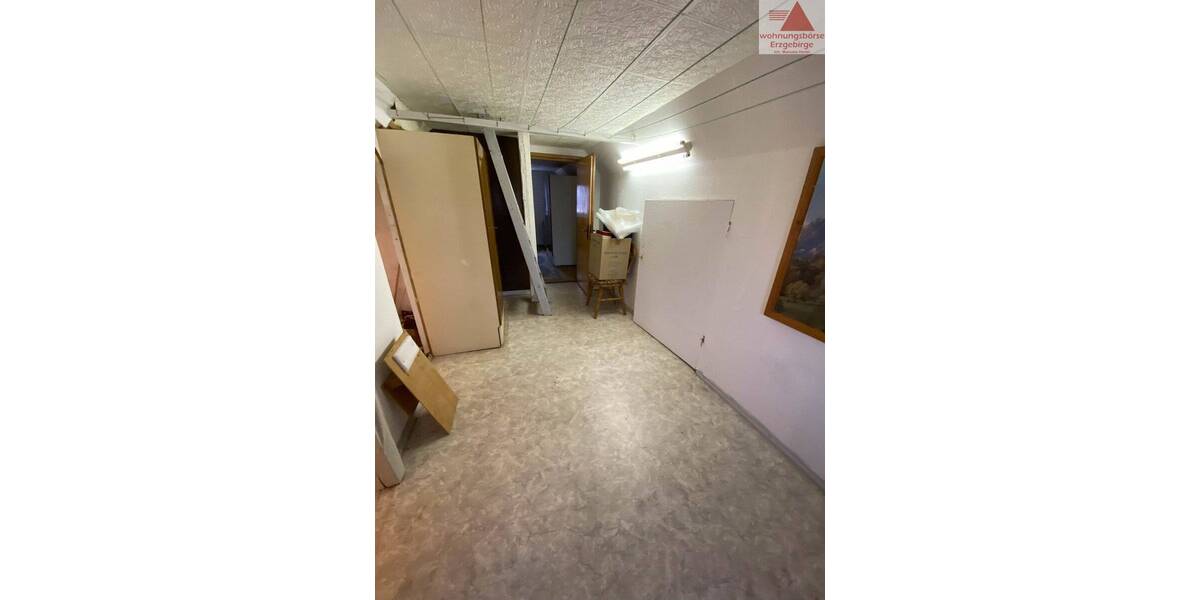 Einfamilienhaus Niederwürschnitz - 6 Zimmer, 100 m&sup2;, 49.000&euro; | Angebot:25744547
