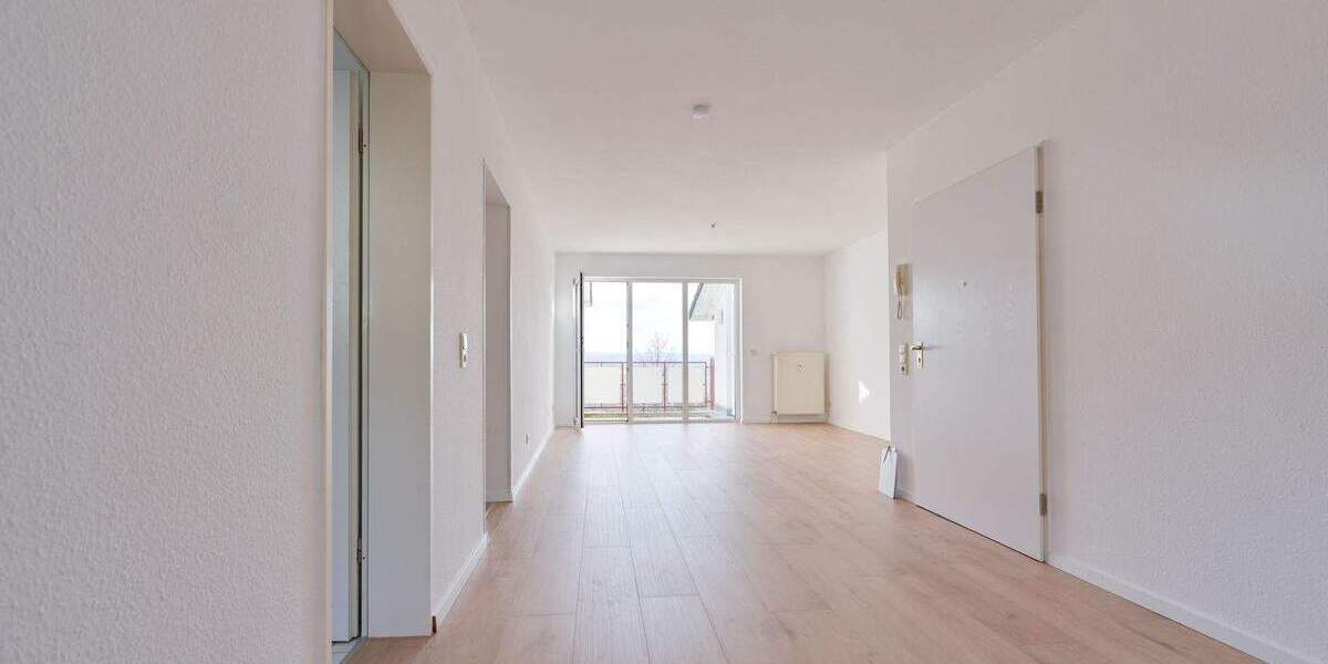 Etagenwohnung Hohenstein-Ernstthal Ernstthal - 2 Zimmer, 56 m&sup2;, 350&euro; | Angebot:25735291