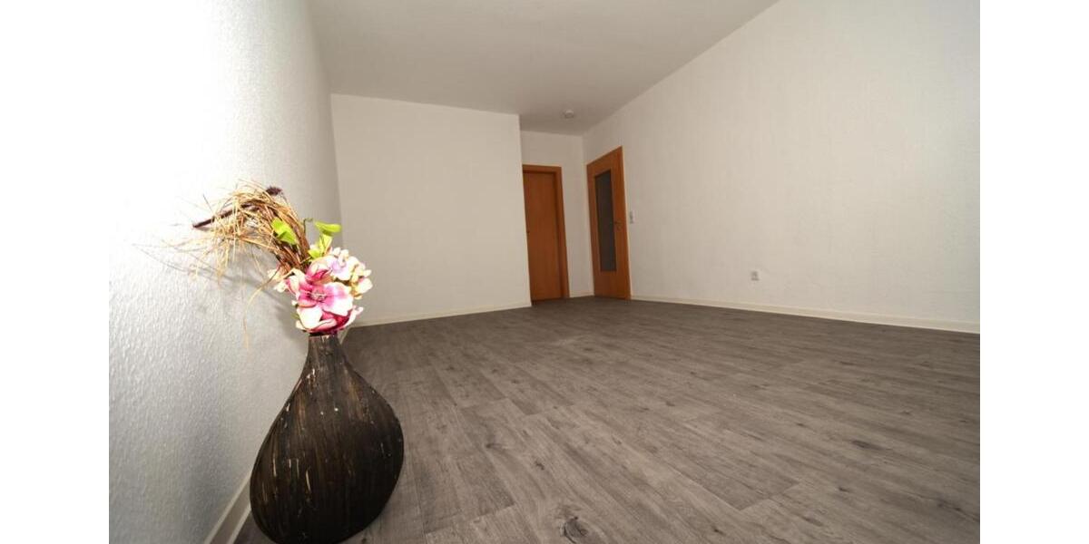 Etagenwohnung Hohenstein-Ernstthal Ernstthal - 3 Zimmer, 59 m&sup2;, 404&euro; | Angebot:24699462