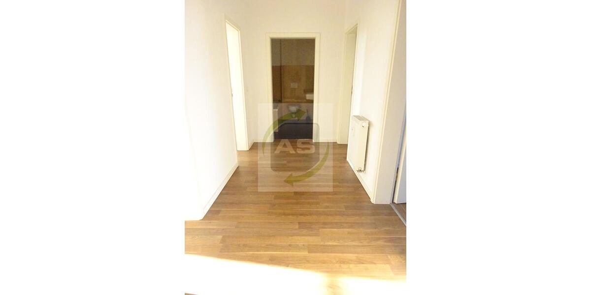 Dachgeschoßwohnung Zwickau Zwickau-Nord - 3 Zimmer, 71 m&sup2;, 365&euro; | Angebot:22591343