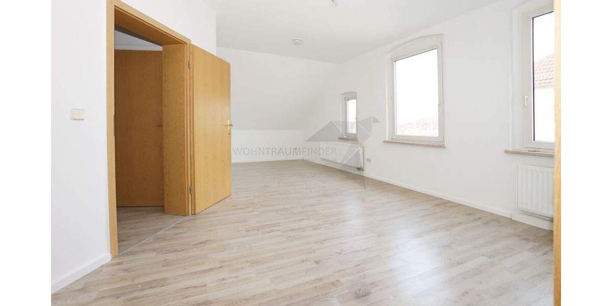 Etagenwohnung Zwickau Pölbitz - 4 Zimmer, 83 m&sup2;, 551&euro; | Angebot:25734229